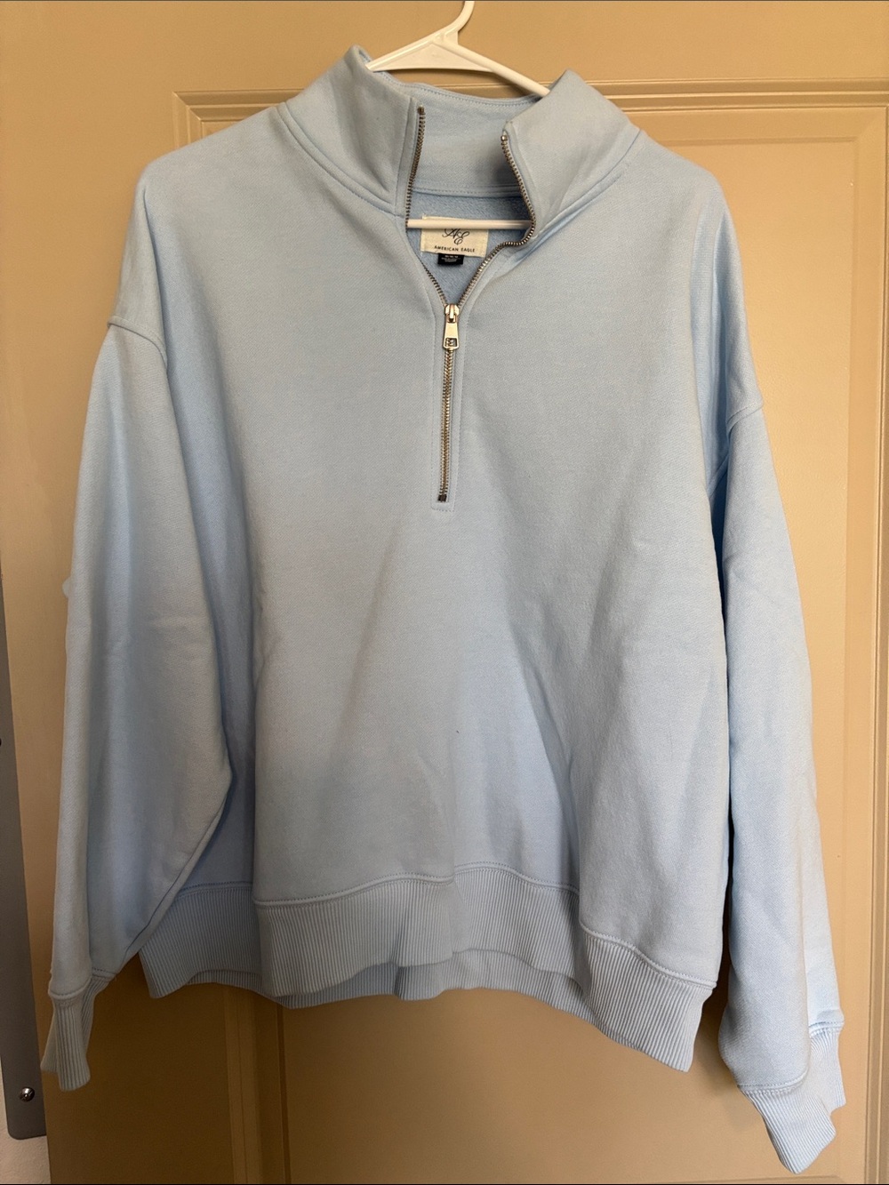 Women’s Light Blue Quarter-Zip Men’s Pullover Sweater